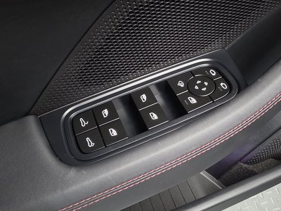 2025 Porsche PANAMERA — миниатюра 39