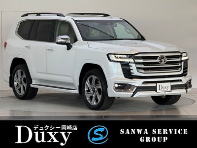 TOYOTA LAND CRUISER 300 - 1