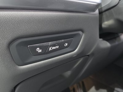 2025 BMW X5 缩略图 18