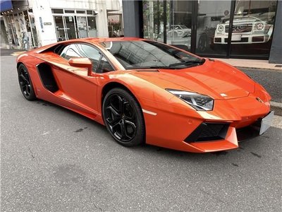 LAMBORGHINI AVENTADOR - 3