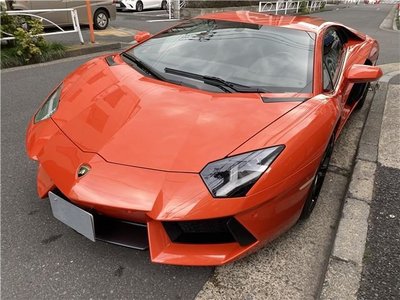 LAMBORGHINI AVENTADOR - 5