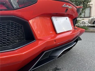 LAMBORGHINI AVENTADOR - 10