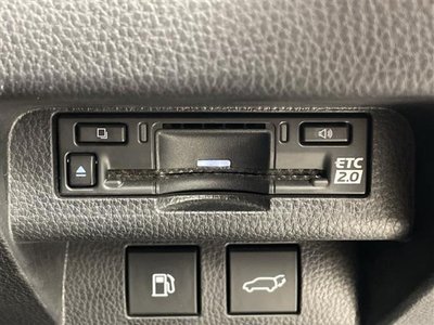 TOYOTA CROWN SPORT - 7