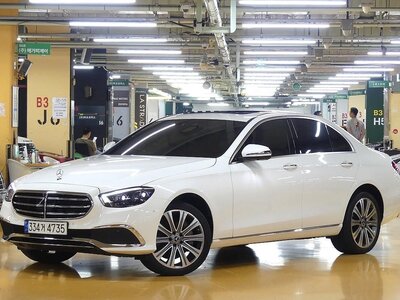 MERCEDES-BENZ E-CLASS