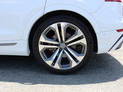 2019 AUDI Q8 缩略图 13