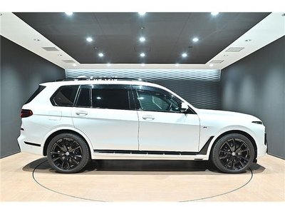 BMW X7 - 6