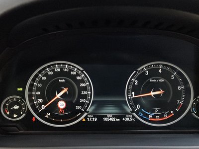 BMW 5 SERIES - 8