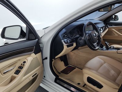 BMW 5 SERIES - 10