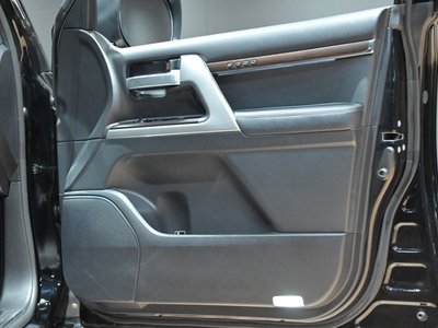 2017 Toyota LAND CRUISER 200 缩略图 25