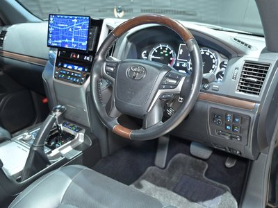 2017 Toyota LAND CRUISER 200 缩略图 13