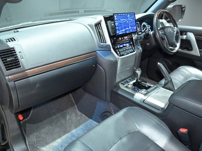 2017 Toyota LAND CRUISER 200 缩略图 11