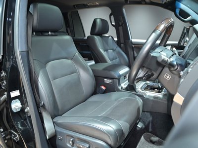 2017 Toyota LAND CRUISER 200 缩略图 21