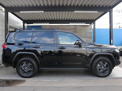 TOYOTA LAND CRUISER - 4