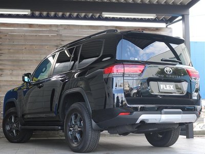 TOYOTA LAND CRUISER - 6