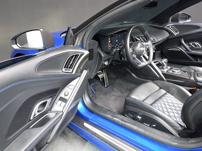 2017 AUDI R8 — миниатюра 13