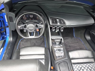 AUDI R8 - 5