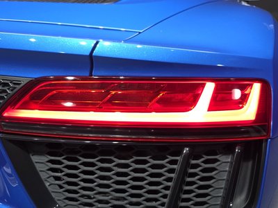 AUDI R8 - 10