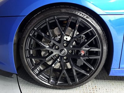 AUDI R8 - 6