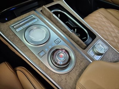 GENESIS GV80 - 8