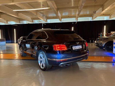 2018 Bentley BENTAYGA — фото 2
