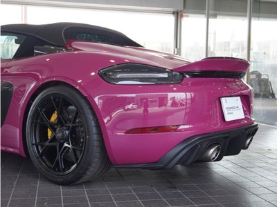 PORSCHE 718 SPYDER - 8