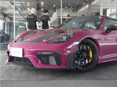 PORSCHE 718 SPYDER - 6