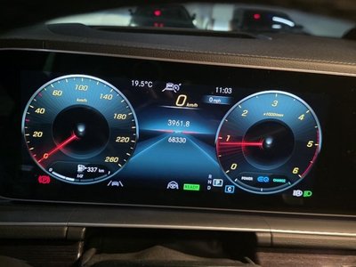 MERCEDES-BENZ GLE - 10