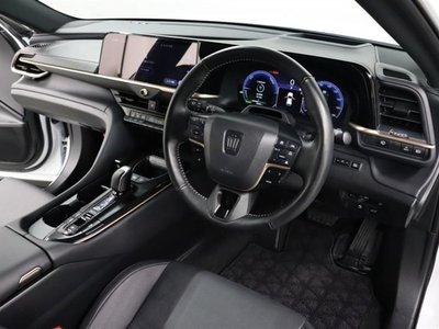 2025 Toyota CROWN SPORT — миниатюра 34