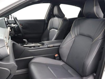 2025 Toyota CROWN SPORT — миниатюра 19