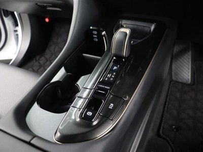 2025 Toyota CROWN SPORT — миниатюра 29