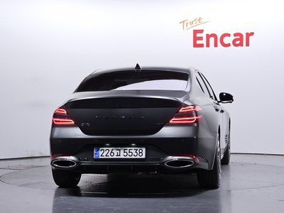 2023 Genesis THE NEW G70 photo 4