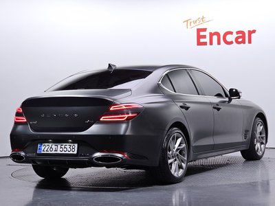 2023 Genesis THE NEW G70 photo 3