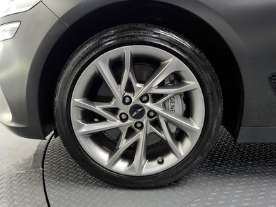 2023 Genesis THE NEW G70 photo 6