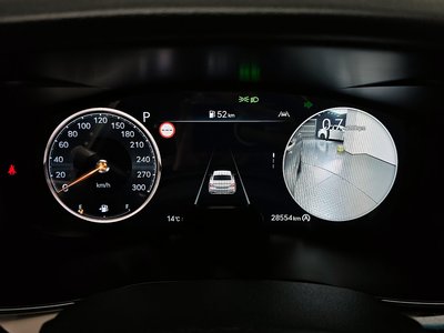 2023 Genesis THE NEW G70 photo 8