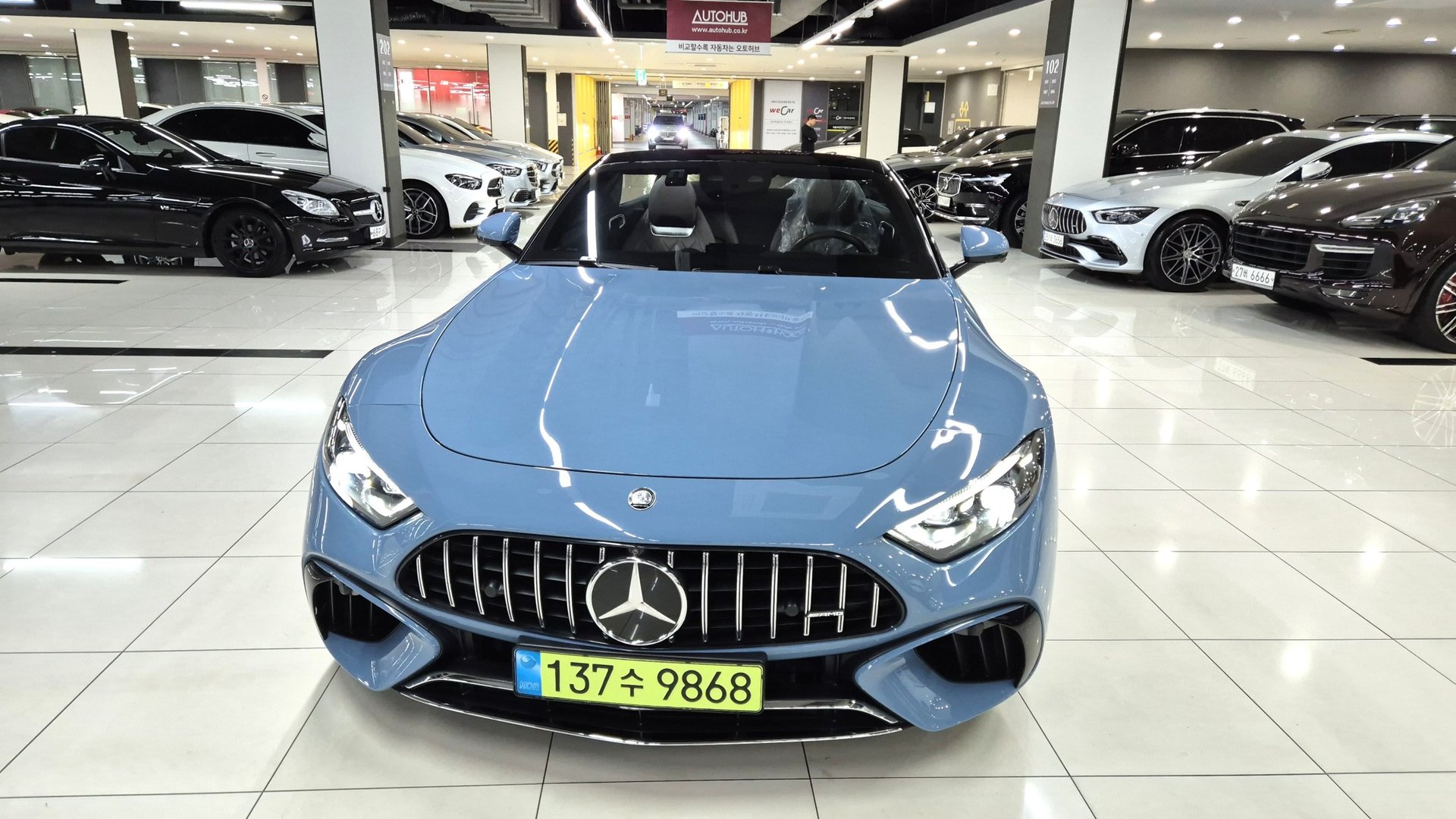 MERCEDES-BENZ SL - View 1