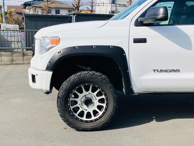 TOYOTA TUNDRA - 10