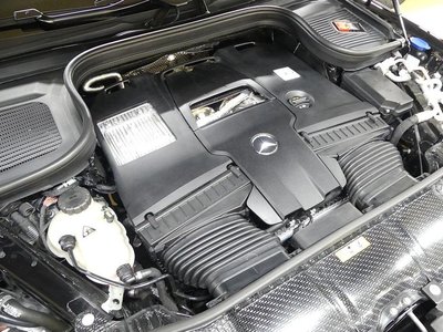 MERCEDES-BENZ GLS - 7