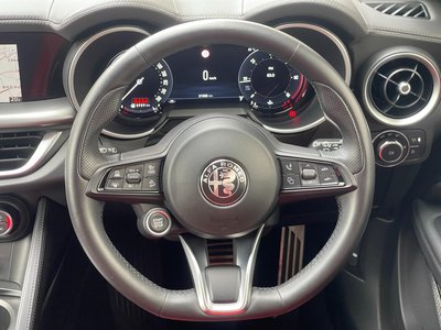 2023 ALFA Romeo STELVIO 照片 6