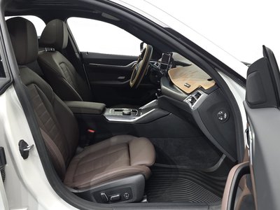 2026 BMW 4 SERIES 缩略图 17