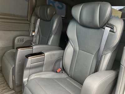 صورة 8 لـ 2025 TOYOTA ALPHARD