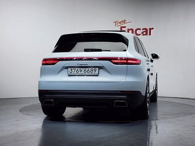 PORSCHE CAYENNE - 3