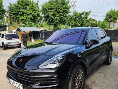 صورة مصغرة 13 لـ 2023 Porsche CAYENNE