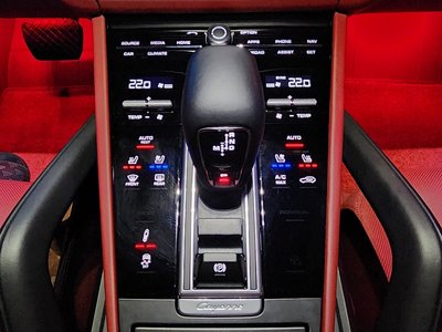 صورة 4 لـ 2023 Porsche CAYENNE