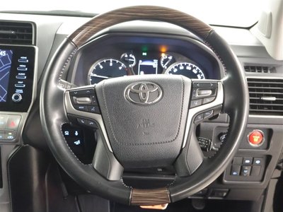 2023 Toyota LAND CRUISER PRADO 照片 6