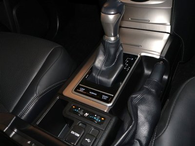 2023 Toyota LAND CRUISER PRADO 缩略图 15