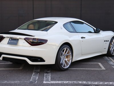 MASERATI GRANTURISMO - 4