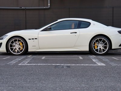 MASERATI GRANTURISMO - 6