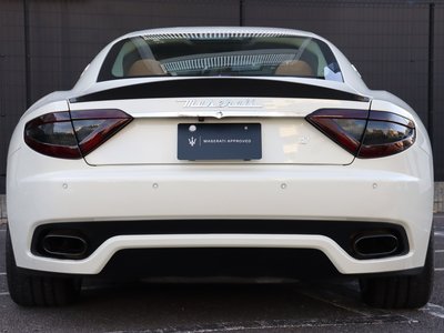 MASERATI GRANTURISMO - 9