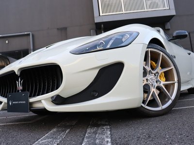 MASERATI GRANTURISMO - 10