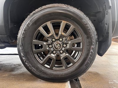صورة مصغرة 42 لـ 2024 Toyota LAND CRUISER 250
